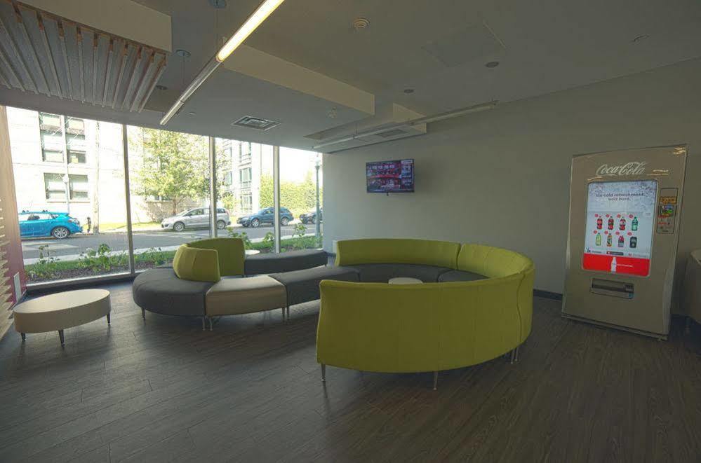 Queen'S University - David C. Smith House - Campus Accommodation Kingston Esterno foto